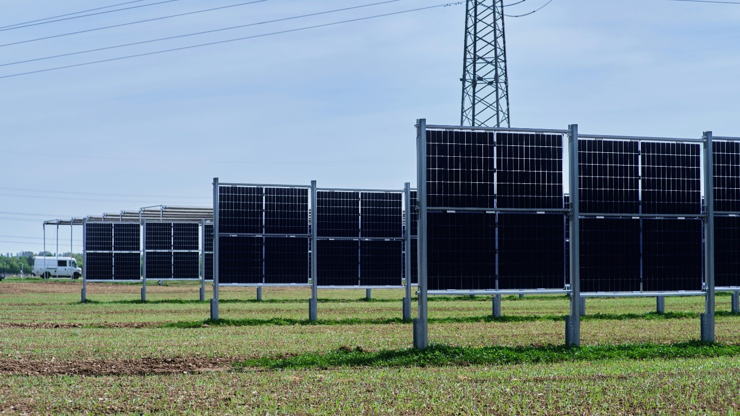 Harnessing the Power of the Sun: A Beginner’s Guide to Solar Energy 8 Solar panels in a green field